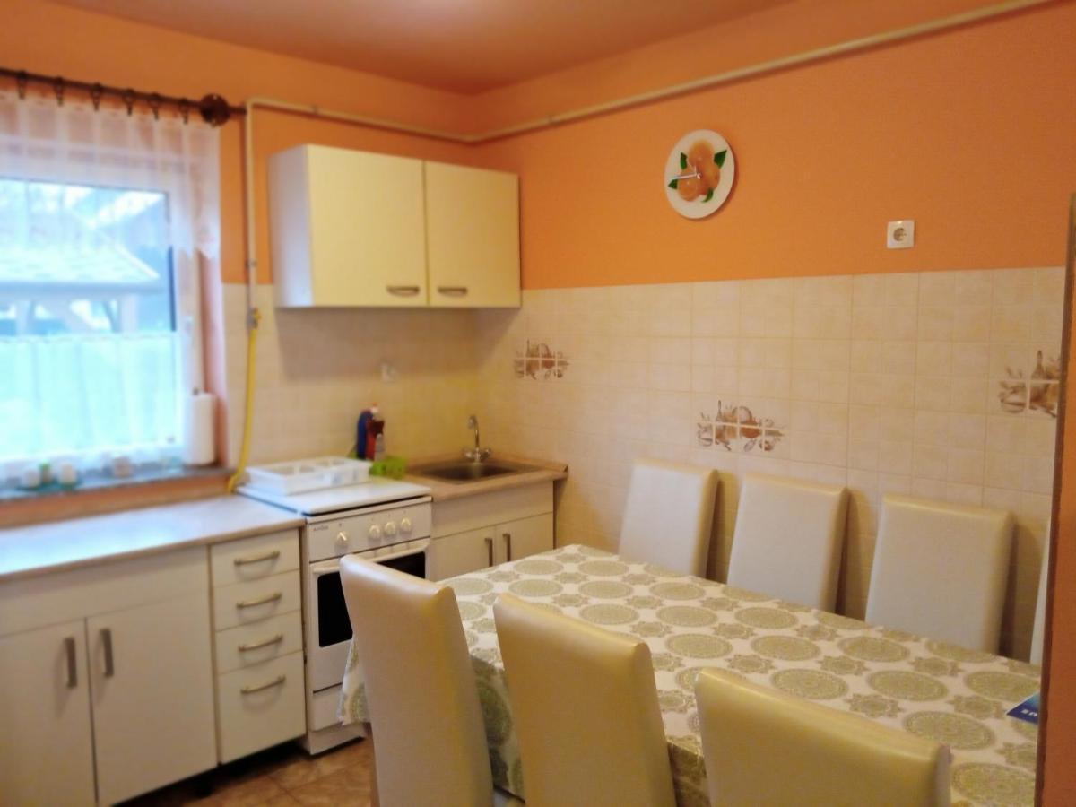 Éva vendégház Guesthouse Hajdúszoboszló Esterno foto