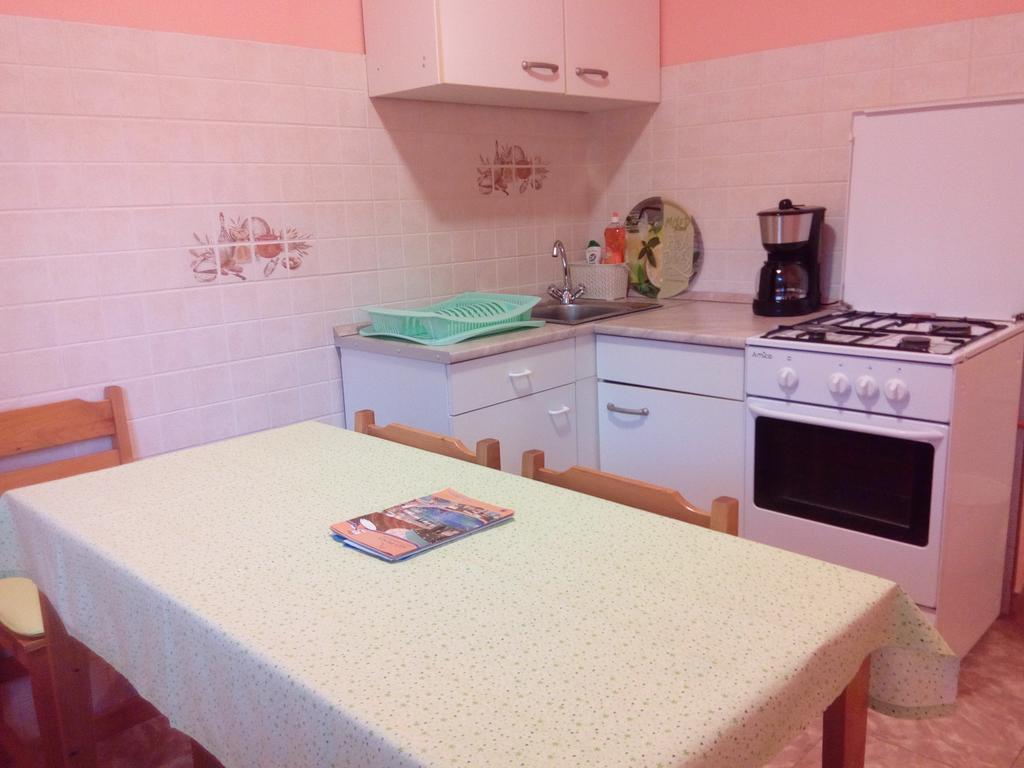 Éva vendégház Guesthouse Hajdúszoboszló Esterno foto